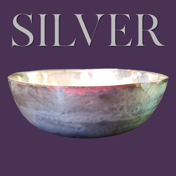 Elegant Four Silver Bowls with Triangular Handles and "C" Monogram - Picture 9 of 13